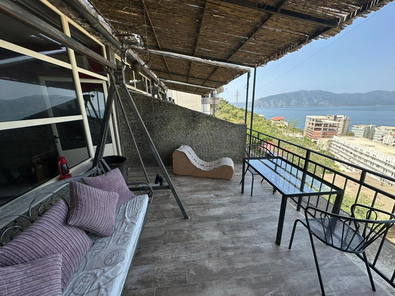 Hotel Vila "Oda E Miqve" Vlore Bagian luar foto