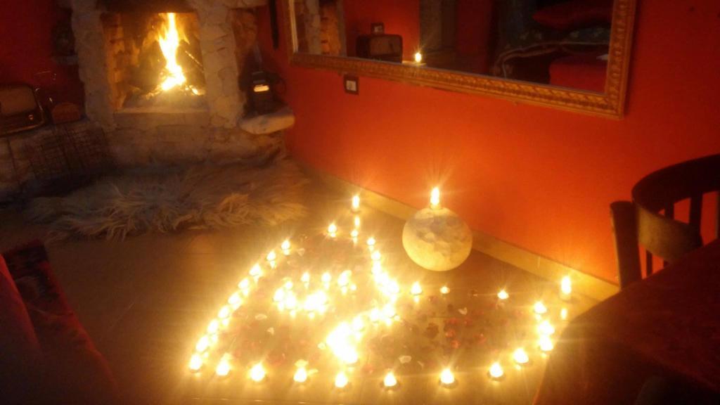 Hotel Vila "Oda E Miqve" Vlore Bagian luar foto